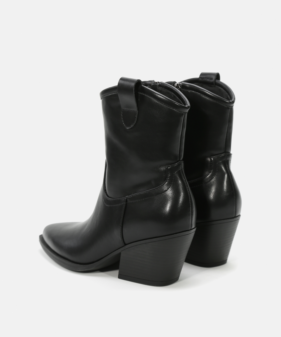 Botins cowboy salto pretos image number null